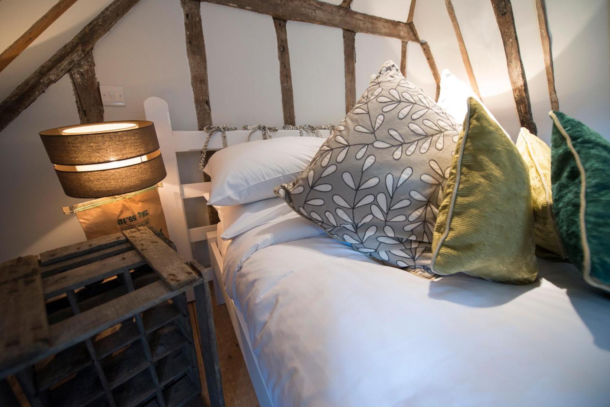 The Woolpack Inn Wavehorne Стая снимка